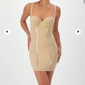 Maidenform convertible full slip size 36C